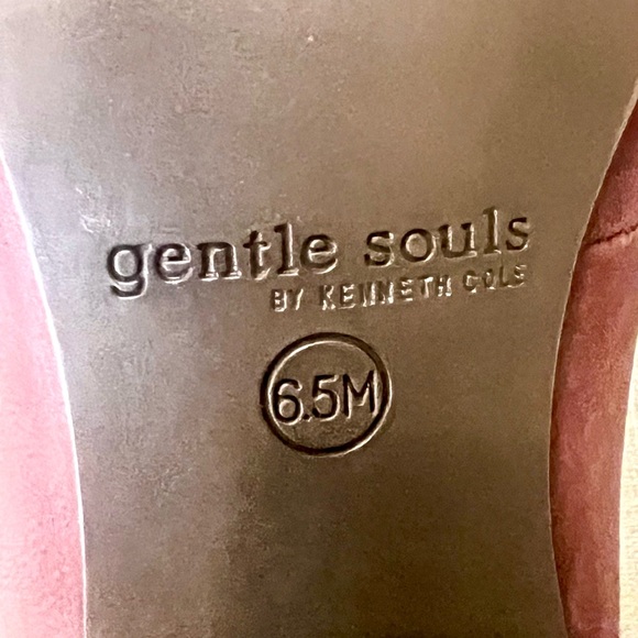 Gentle Souls Deep Red Women's Flats - Picture 7 of 10